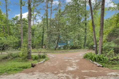 203 Lazy Hollow Lane Livingston TX 77351