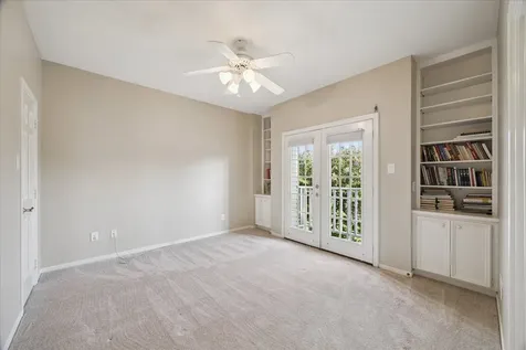 422 Bay Colony Drive La Porte TX 77571