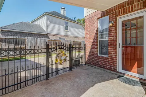 1919 Farmers Creek Drive Richmond TX 77406