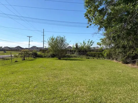 2005 Glasshouse Street Beaumont TX 77703