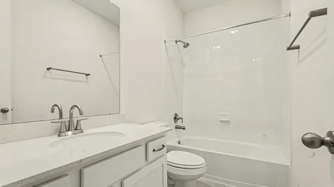 14823 Mission Avenue Mont Belvieu TX 77523