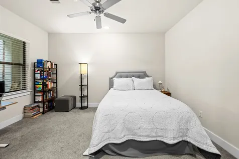 1208 W Dallas Street Houston TX 77019
