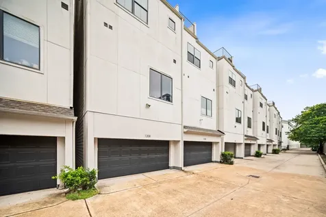 1208 W Dallas Street Houston TX 77019