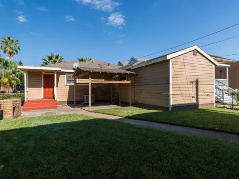 1409 Winnie Street Galveston TX 77550