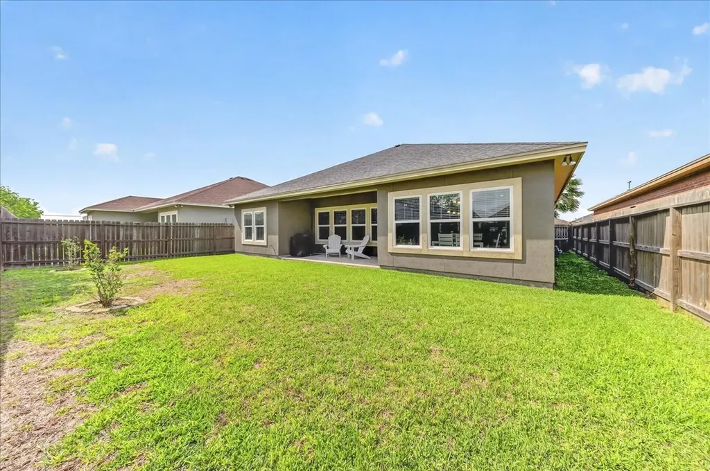 6534 Paddington Drive Corpus Christi TX 78414