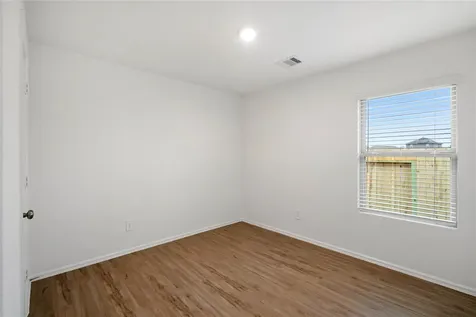 104 Pine Bend Court Magnolia TX 77354