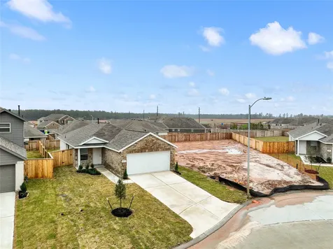 104 Pine Bend Court Magnolia TX 77354