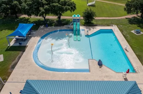11625 N D Street La Porte TX 77571