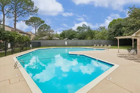 11840 Barryknoll Lane 8 Houston TX 77024