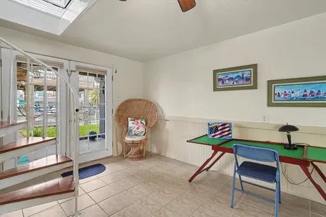 192 Barracuda Street Bayou Vista TX 77563