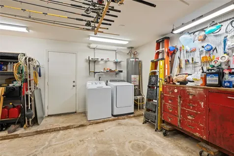 414 N Yaupon Street Richwood TX 77531