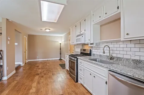 414 N Yaupon Street Richwood TX 77531