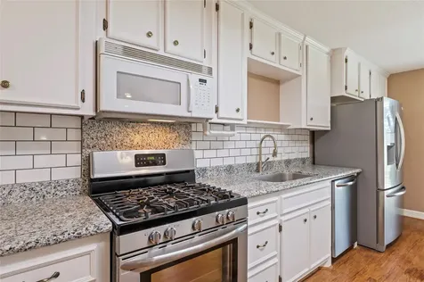 414 N Yaupon Street Richwood TX 77531