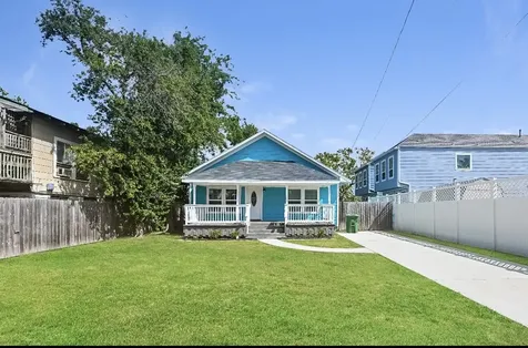 1105 Erin Street Houston TX 77009
