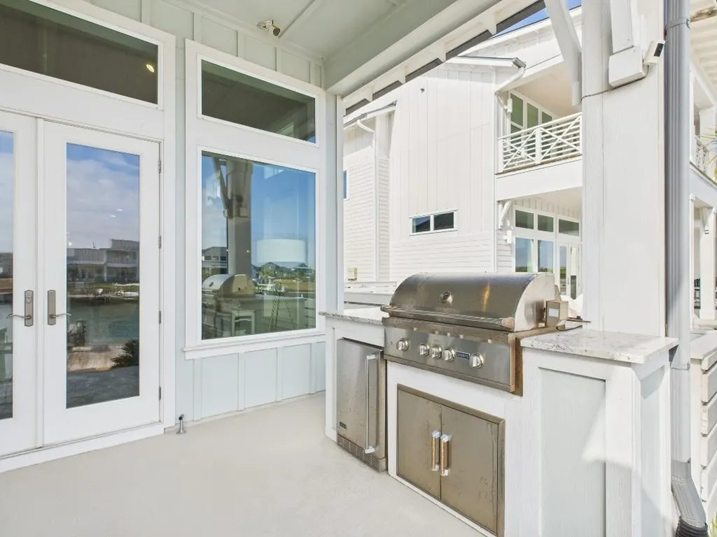 150 Foxtail Lane Rockport TX 78382