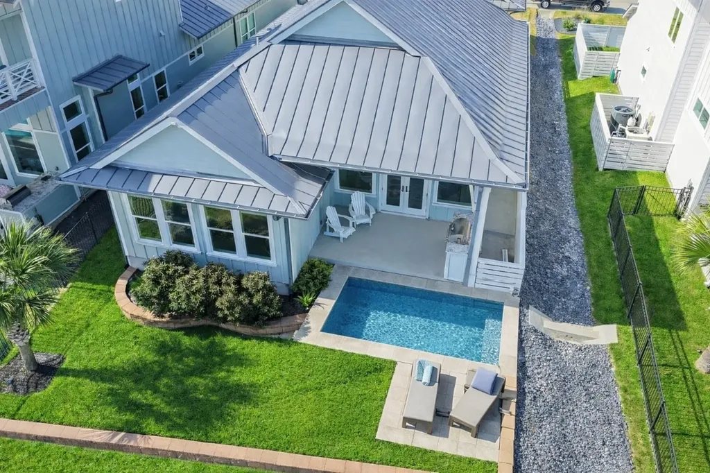 150 Foxtail Lane Rockport TX 78382
