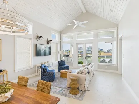 150 Foxtail Lane Rockport TX 78382