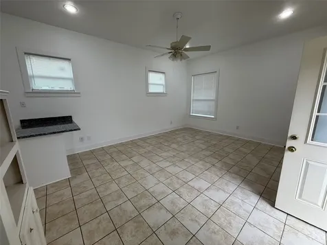 5201 Leeland Street B Houston TX 77023