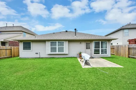 1326 Auburn View Lane Fresno TX 77545