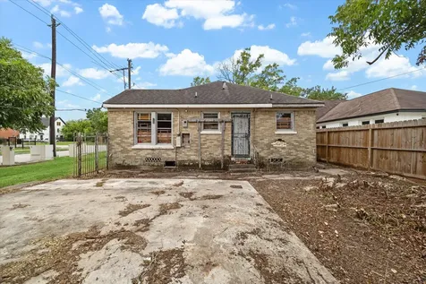 4310 Delano Street Houston TX 77004