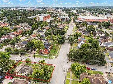 4310 Delano Street Houston TX 77004