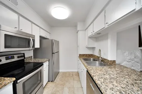 4641 Wild Indigo Street 450 Houston TX 77027