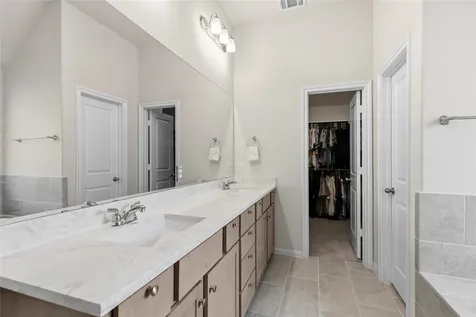 2602 Arbor Edge Crossing La Marque TX 77568