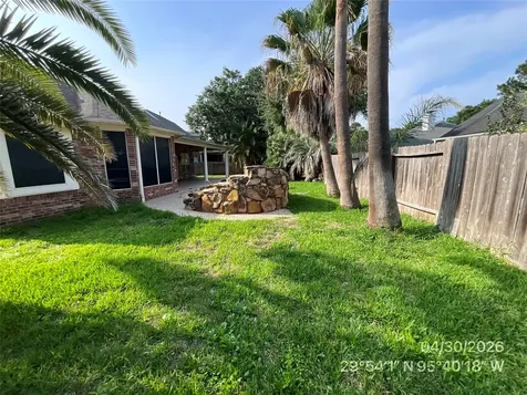 8322 Castle Pond Court Houston TX 77095