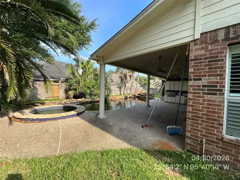 8322 Castle Pond Court Houston TX 77095