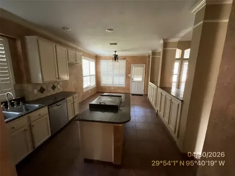 8322 Castle Pond Court Houston TX 77095