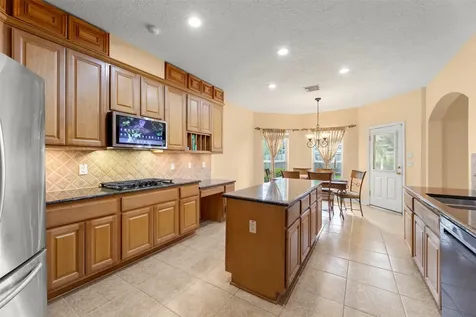 2407 Royal Palm Court League City TX 77573