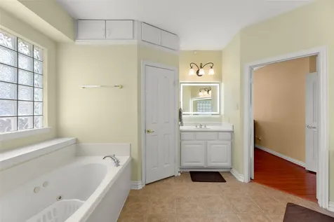 2407 Royal Palm Court League City TX 77573