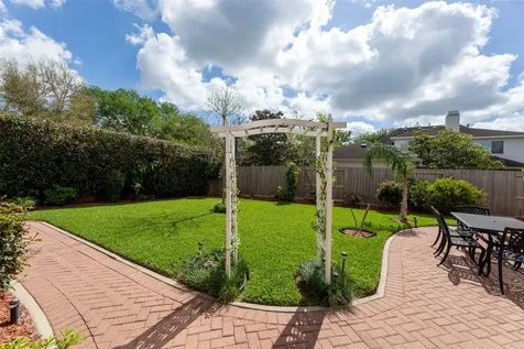 2407 Royal Palm Court League City TX 77573