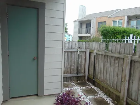 3220 69th Street G1 Galveston TX 77551