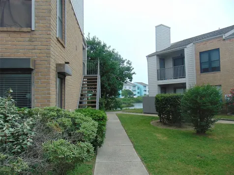 3220 69th Street G1 Galveston TX 77551