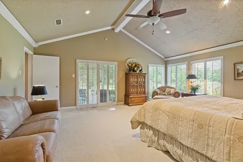 6002 Coral Ridge Road Houston TX 77069