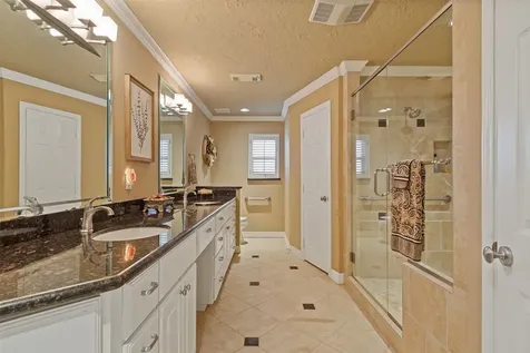 6002 Coral Ridge Road Houston TX 77069