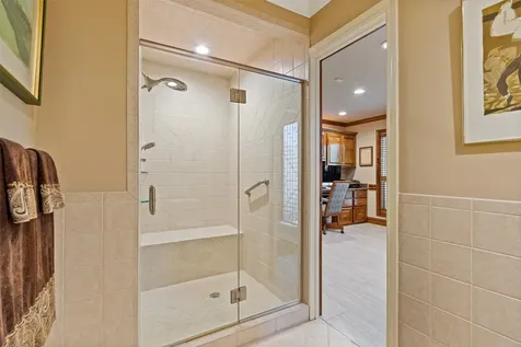6002 Coral Ridge Road Houston TX 77069