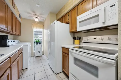 1515 Sandy Springs Road 3005 Houston TX 77042
