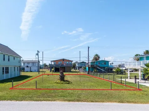 4034 Liberty Drive Galveston TX 77554
