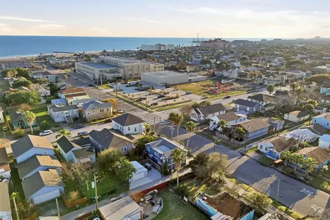 1314 15th Street Galveston TX 77550