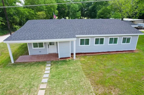 690 N Barbee Street Lovelady TX 75851