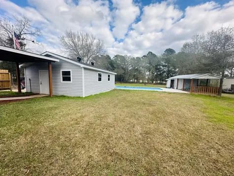 690 N Barbee Street Lovelady TX 75851