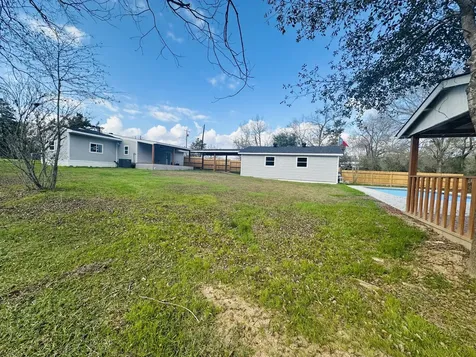 690 N Barbee Street Lovelady TX 75851