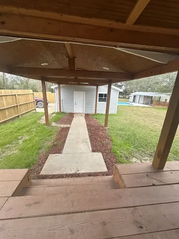 690 N Barbee Street Lovelady TX 75851