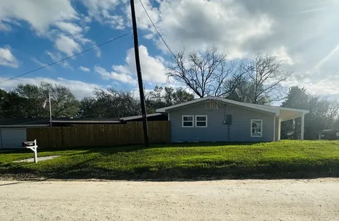 690 N Barbee Street Lovelady TX 75851