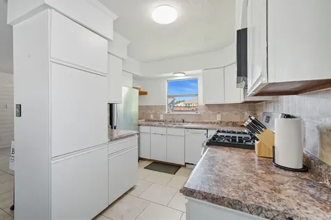 439 Pompano Street Bayou Vista TX 77563