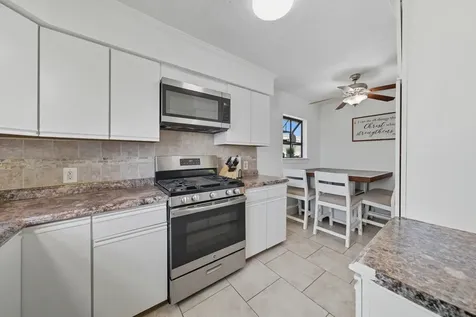 439 Pompano Street Bayou Vista TX 77563