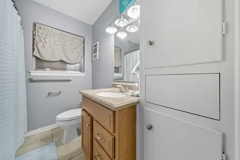 439 Pompano Street Bayou Vista TX 77563