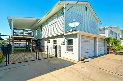 439 Pompano Street Bayou Vista TX 77563
